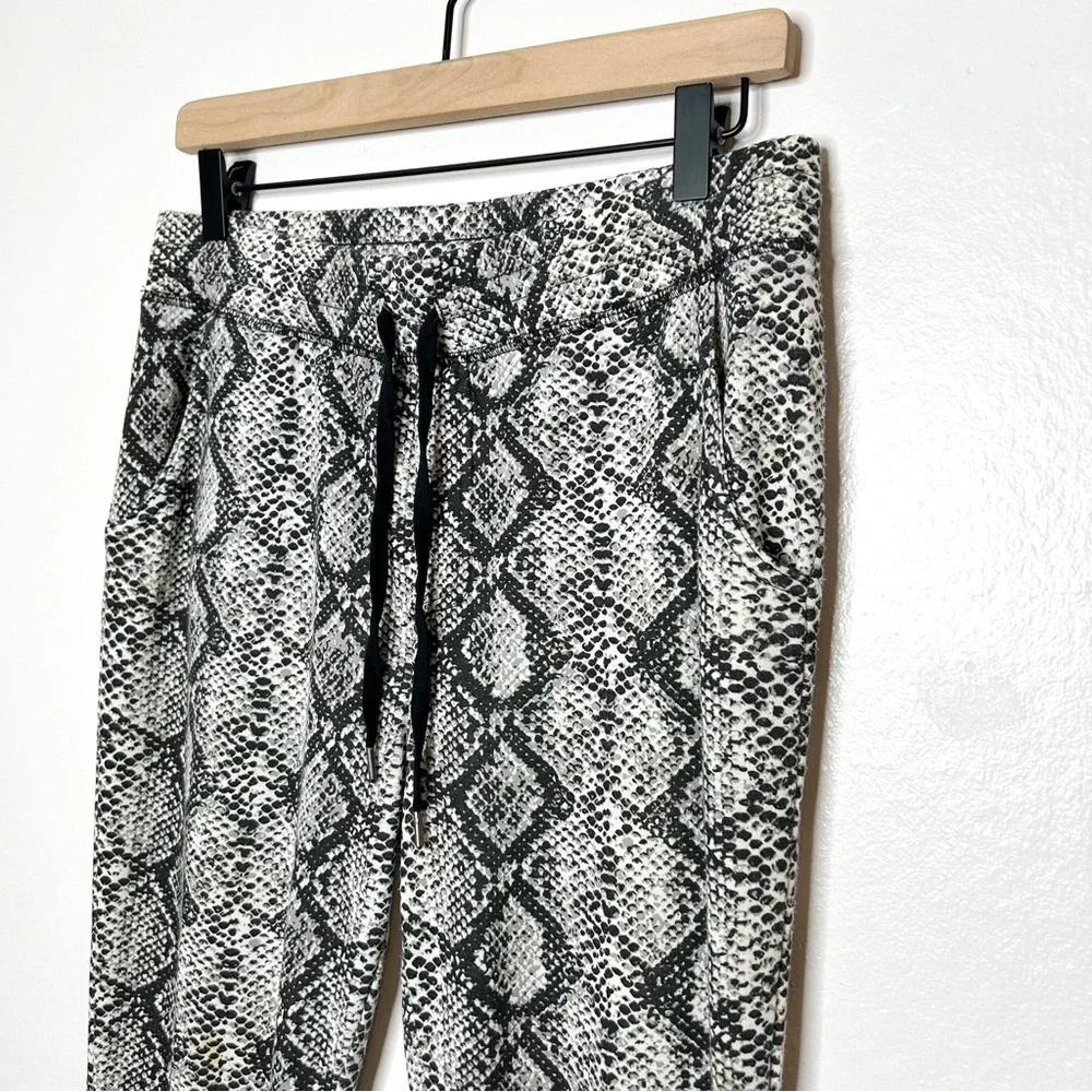 PJ Salvage Animal Snake Print‎ Casual Pajama Pants Slim Leg Lounge Pants Small S
